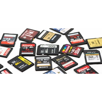 digital-camera-memory-card (38)-4294097-11603.webp